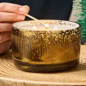 Partylite - Whiskey & Oak 3-Wick Ripple Jar Candle